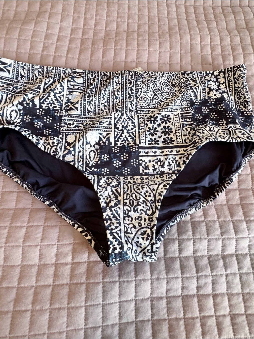 Lands' End Black and White Printed Women's Swim Bottoms